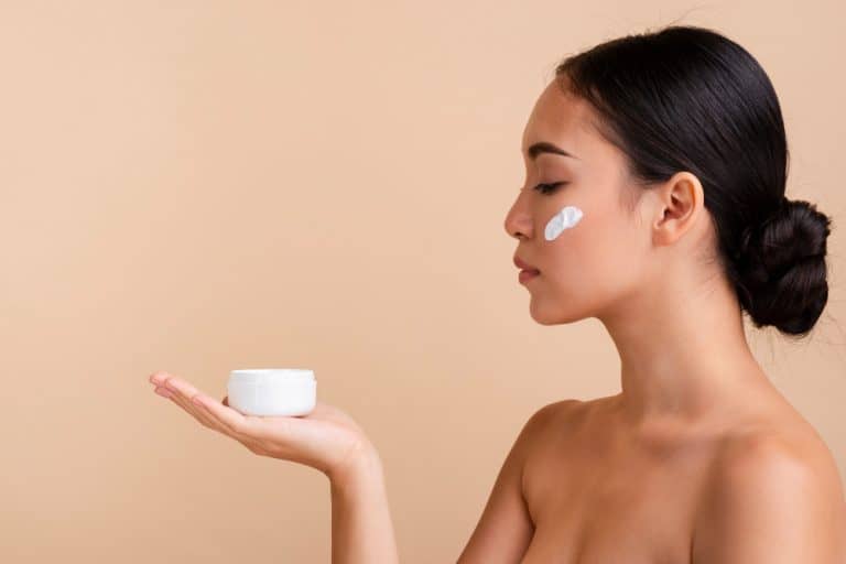 Read more about the article Ceramides in Skin Care: Everything You Need to Know