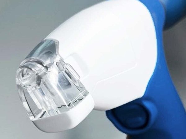 TargetCool Ice Needling™ at Clique Clinic - Web Nozzles Boosting 600x450 1 3