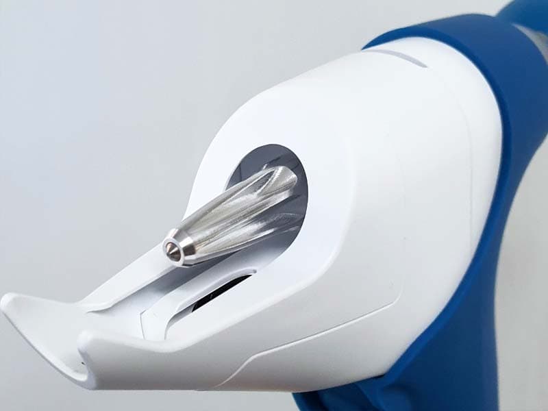 TargetCool Ice Needling™ at Clique Clinic - Web Nozzles Cooling 1