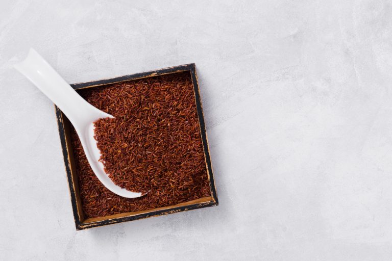 Read more about the article What Is Red Yeast Rice and Should You Include It in Your Daily Diet?
