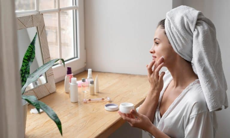 Read more about the article Guide to Building a Skincare Routine That Works for You
