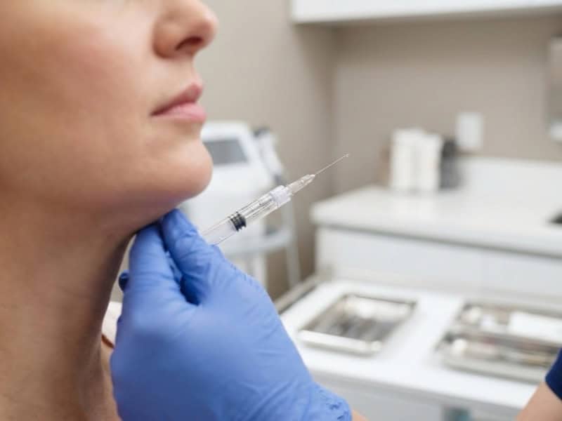 Fat burning injection for double chin
